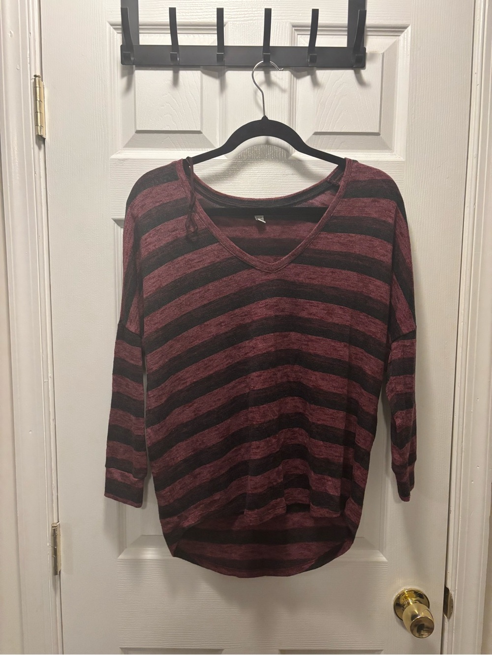 American Eagle Outfitters Burgundy and Black Striped V‑Neck Long Sleeve Sweater